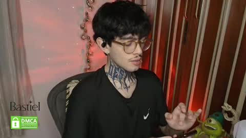 Bastiel online show from 11-07-25, 01:38