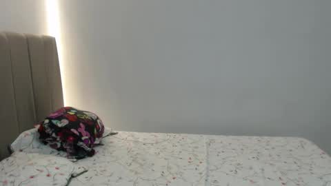 Snapshot of bat_777 chatting on 11-08-25, 03:39 Aron online show from 11-08-25, 03:39