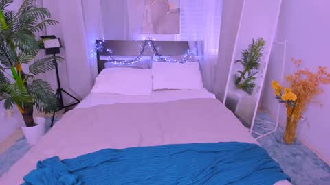 Snapshot of bat_laughing_bat chatting on 01-11-25, 02:09 Ask me online show from 01-11-25, 02:09