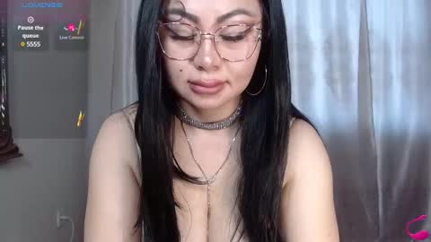 Lara online show from 02-19-25, 04:55