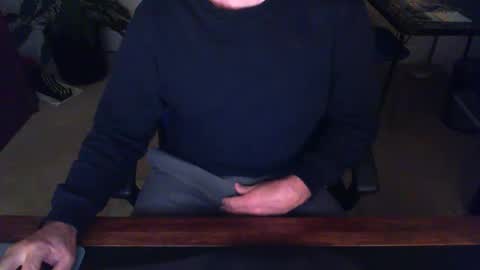 BateBro13 online show from 12-13-24, 03:21