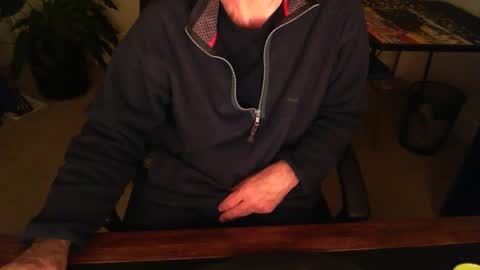 BateBro13 online show from 03-10-25, 12:37