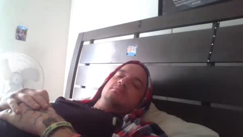 Snapshot of battlewolfxx chatting on 12-12-24, 05:26 battlewolfxx online show from 12-12-24, 05:26