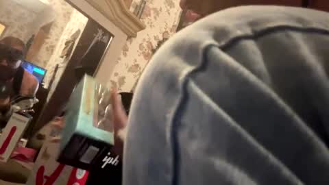 Snapshot of battlewolfxx chatting on 01-03-25, 11:23 battlewolfxx online show from 01-03-25, 11:23