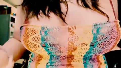 Snapshot of baztobias1 chatting on 09-30-25, 02:27 Brynn Vixen online show from 09-30-25, 02:27