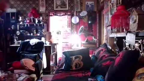 Snapshot of bazzasworld chatting on 02-16-26, 06:31 Bazza online show from 02-16-26, 06:31