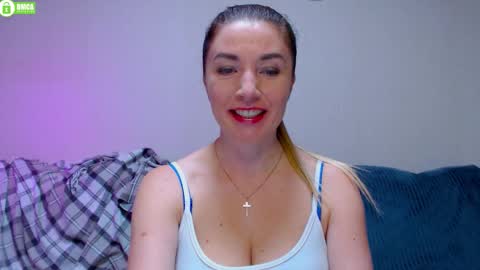 Snapshot of bb__bonami_ chatting on 09-23-25, 04:43 bb__bonami_ online show from 09-23-25, 04:43
