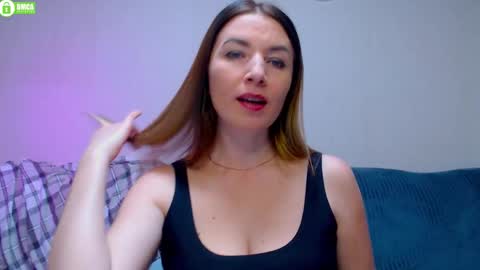 Snapshot of bb__bonami_ chatting on 10-10-25, 03:33 bb__bonami_ online show from 10-10-25, 03:33