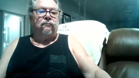 Single Grandpa in Florida. Love to C2C and have Fun Privately online show from 06-22-26, 02:36