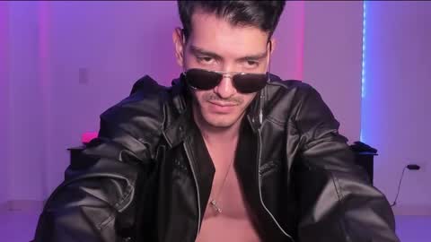 Valentino online show from 02-06-25, 12:54