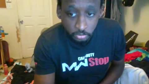 rocker n queen online show from 12-13-24, 04:05