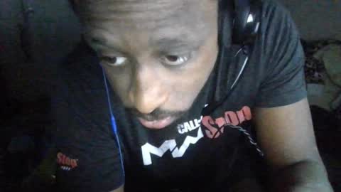 rocker n queen online show from 12-15-24, 12:38