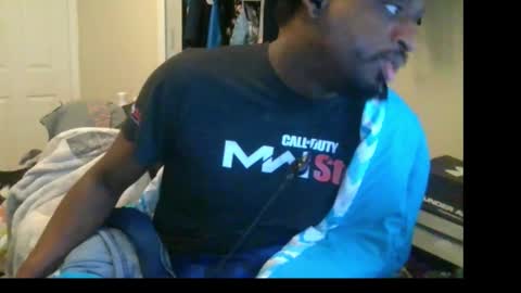 rocker n queen online show from 12-31-24, 03:53