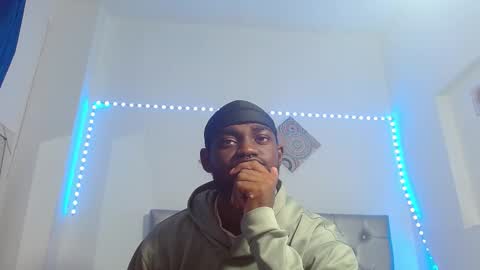 Andrew  online show from 11-28-25, 06:32