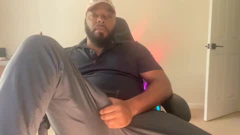 Snapshot of bbcfun44 chatting on 05-21-26, 03:52 Zaddy online show from 05-21-26, 03:52