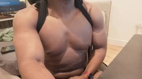 bbcthomas123112 online show from 04-19-26, 07:27