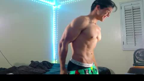 unknown online show from 11-24-25, 04:56