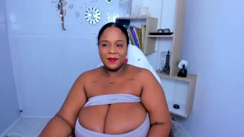 Snapshot of bbw_charlote chatting on 06-27-26, 12:22 Charlote online show from 06-27-26, 12:22