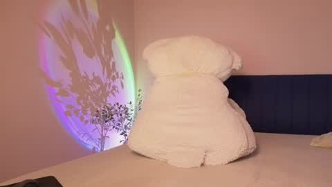 Love online show from 06-11-26, 12:32
