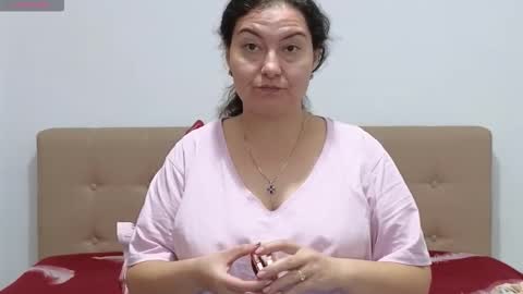 Emma online show from 10-15-25, 06:35