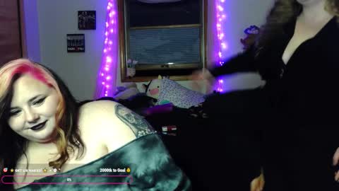 pixie online show from 01-11-26, 04:06