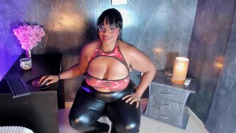 Bbwlatina01 online show from 01-17-26, 12:10