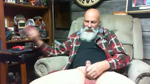 Snapshot of bbwlvr16 chatting on 12-27-24, 10:37 bbwlvr16 online show from 12-27-24, 10:37