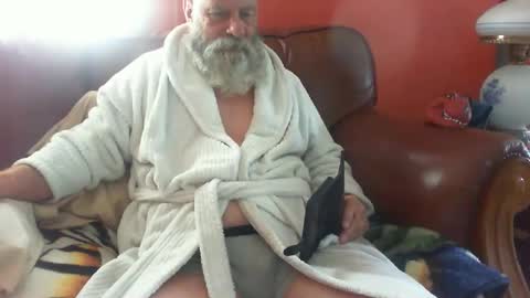 Snapshot of bbwlvr16 chatting on 11-20-25, 08:30 bbwlvr16 online show from 11-20-25, 08:30