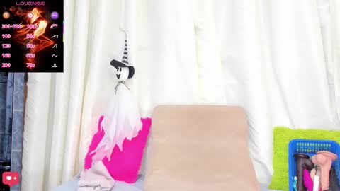 Snapshot of bbwsalome chatting on 10-29-25, 09:05 Salome online show from 10-29-25, 09:05