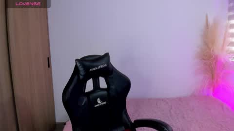 Cami online show from 03-06-26, 09:55