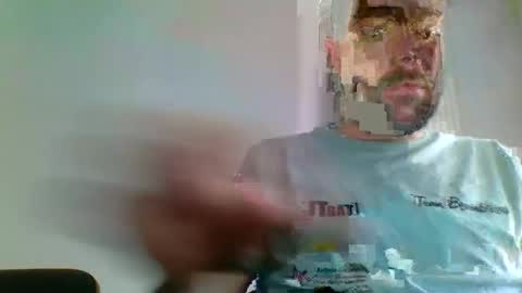 Snapshot of bdemwi2588 chatting on 01-12-25, 02:52 bdemwi2588 online show from 01-12-25, 02:52