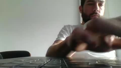 Snapshot of bdemwi2588 chatting on 02-08-25, 08:52 bdemwi2588 online show from 02-08-25, 08:52