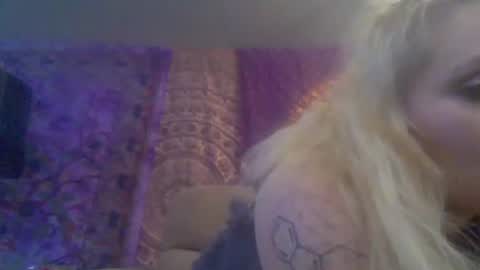 Snapshot of bdeunltd chatting on 05-17-26, 08:12 bdeunltd online show from 05-17-26, 08:12
