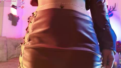 Snapshot of bdsm_night chatting on 03-05-26, 07:10 bdsm_night online show from 03-05-26, 07:10