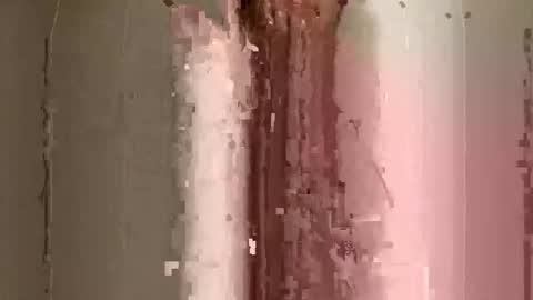 Snapshot of beachguy469 chatting on 10-03-25, 04:09 BeachGuy online show from 10-03-25, 04:09