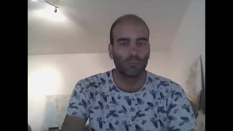 Snapshot of bear14250949 chatting on 09-27-25, 09:36 bear14250949 online show from 09-27-25, 09:36