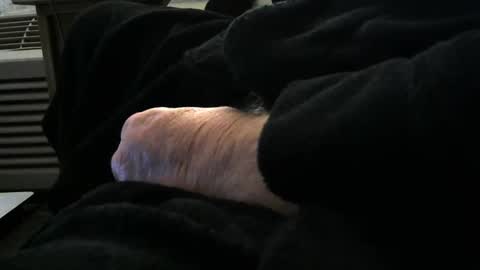 Snapshot of bear4146 chatting on 03-01-26, 11:34 bear4146 online show from 03-01-26, 11:34