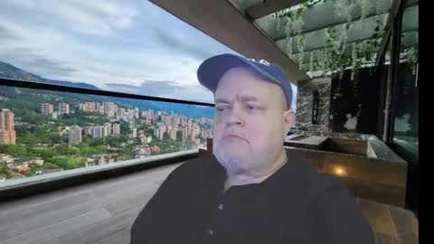 Dookie online show from 10-04-25, 06:17