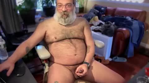 BareBear online show from 12-31-24, 04:25