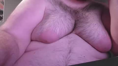 Snapshot of bear_man_oi chatting on 10-19-25, 03:34 bear_man_oi online show from 10-19-25, 03:34