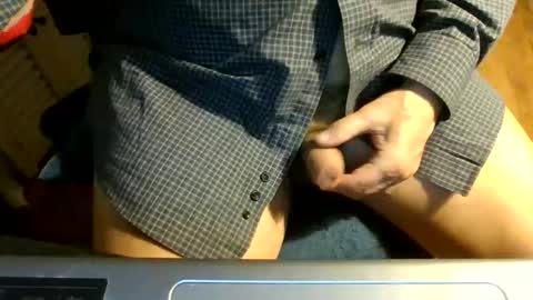 Snapshot of beara_cuda chatting on 02-18-26, 05:47 beara_cuda online show from 02-18-26, 05:47