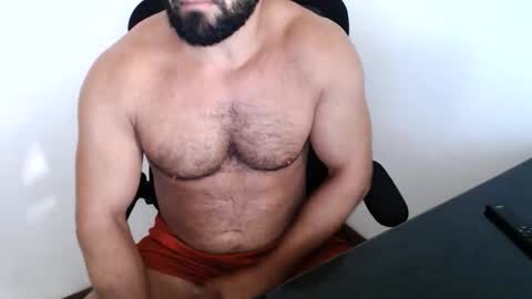 Beard Guy online show from 11-19-25, 05:46