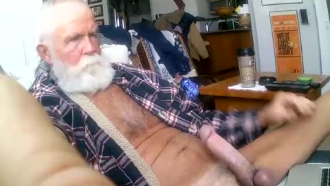 beardbushy online show from 02-17-25, 04:15