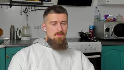 Zeus online show from 10-10-25, 09:25