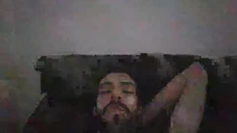 Snapshot of beardedsmoker666 chatting on 11-12-25, 10:48 beardedsmoker666 online show from 11-12-25, 10:48