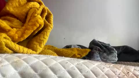 bearmoon820430 online show from 12-16-25, 04:12