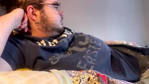 bearmoon820430 online show from 12-17-25, 04:46