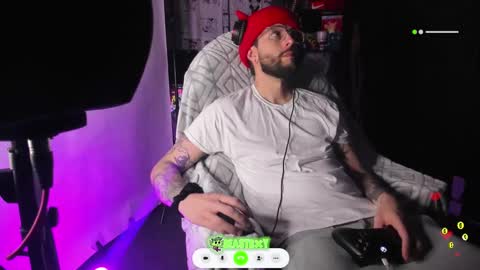Snapshot of beastbxy chatting on 01-23-25, 07:32 beast bxy online show from 01-23-25, 07:32