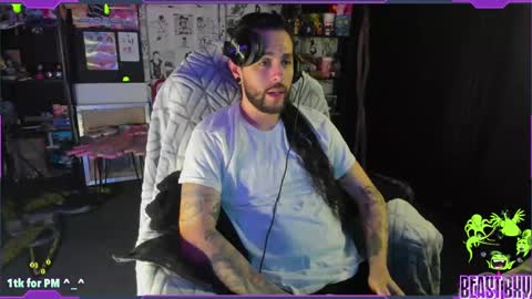 Snapshot of beastbxy chatting on 02-05-25, 06:35 beast bxy online show from 02-05-25, 06:35