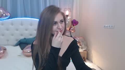 beataangel online show from 02-19-25, 04:44